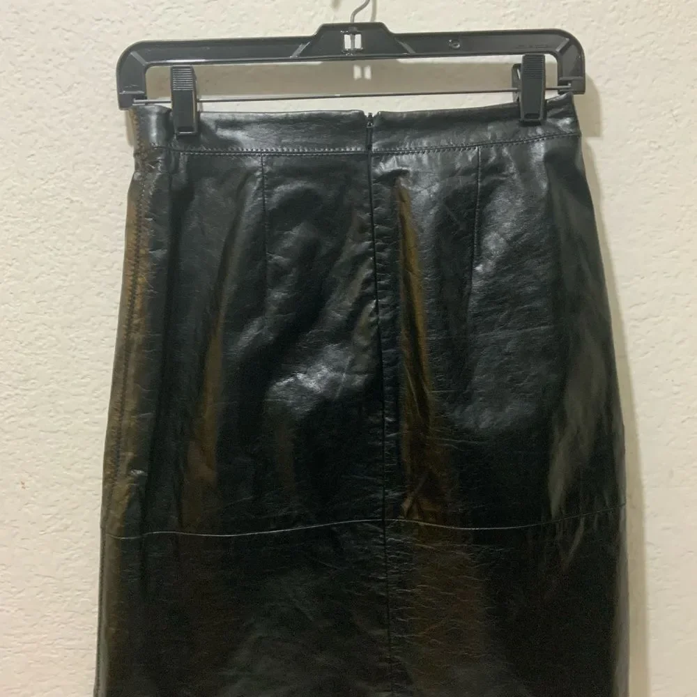 Vintage The GAP genuine leather skirt size 1